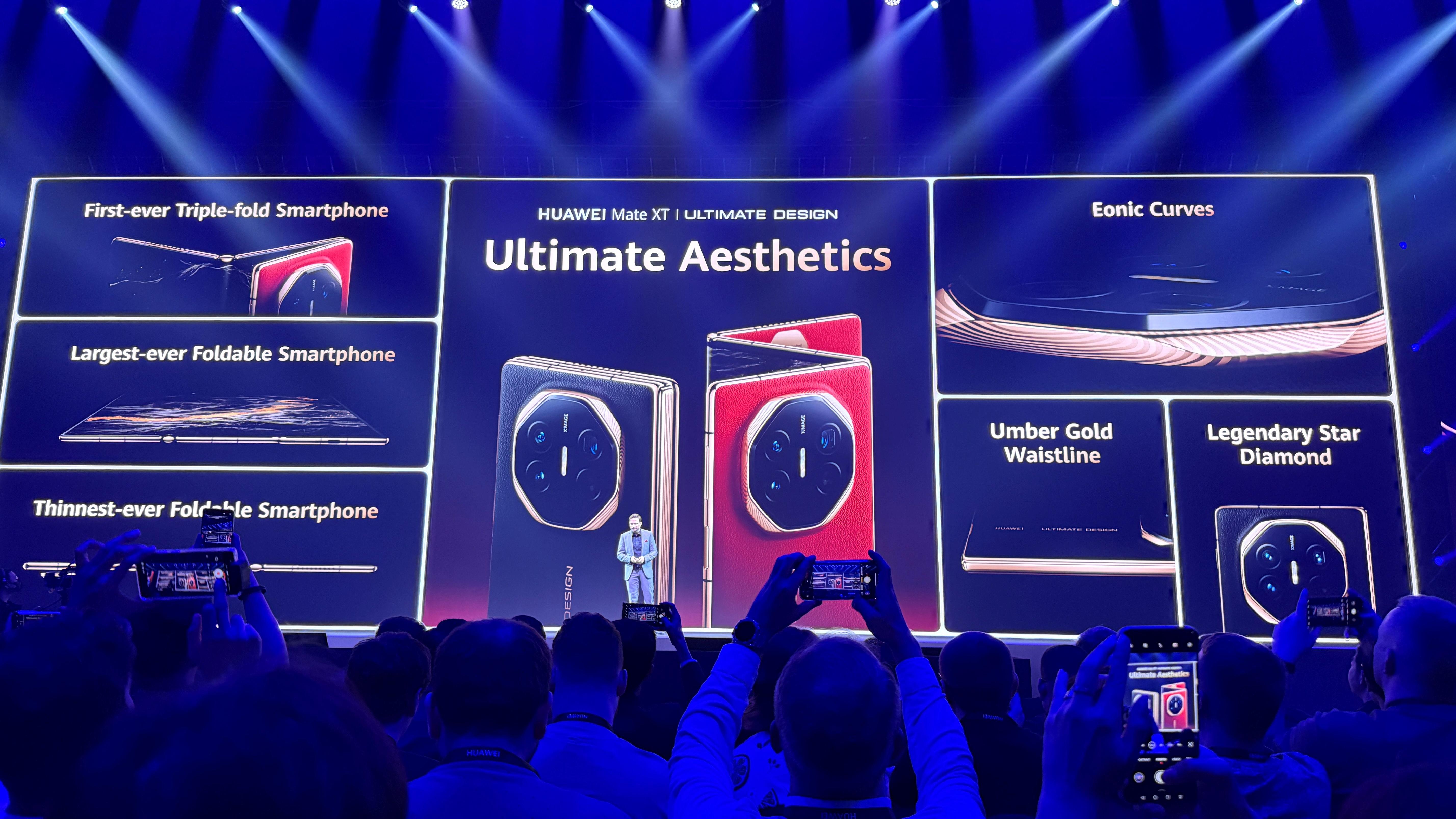 華為三摺HUAWEI Mate XT香港售價公開！　吉隆坡直擊新品發布會