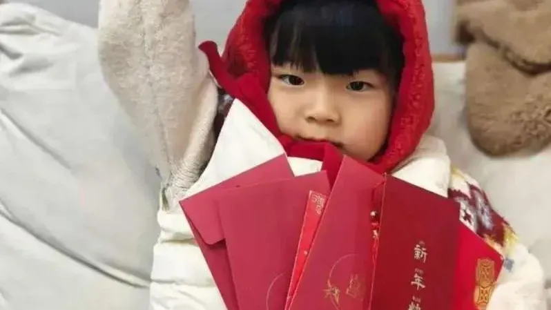 內地網傳家長入利是錢塞爆ATM 　每家5000元起標