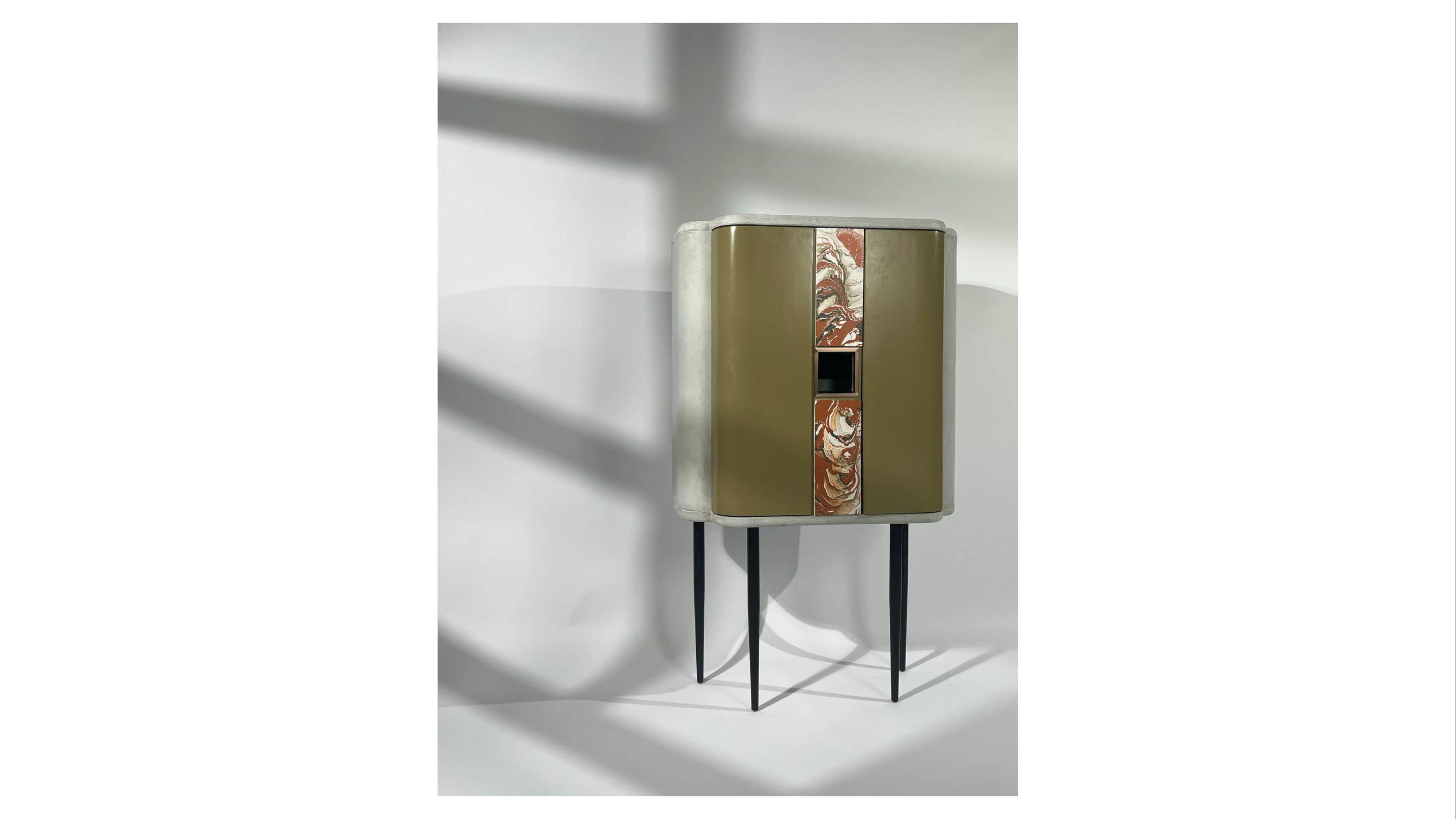 「叮叮」酒吧櫃