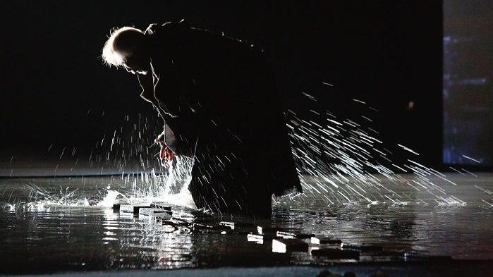 在虛幻的夢境中，重遇坂本龍一。(作者提供)