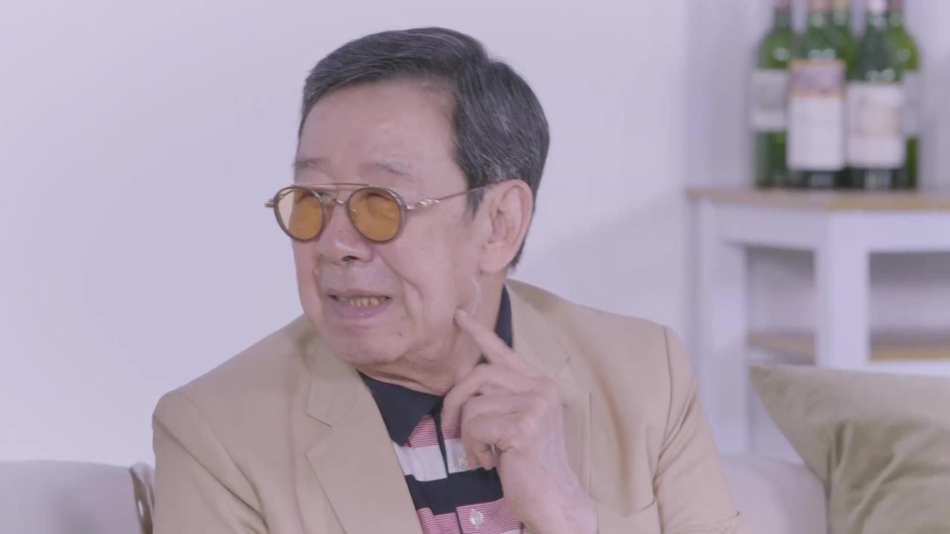 友乜唔講得｜胡楓自揭21歲起養成「步行養生大法」 被謝賢監生掹長壽毛作私人珍藏