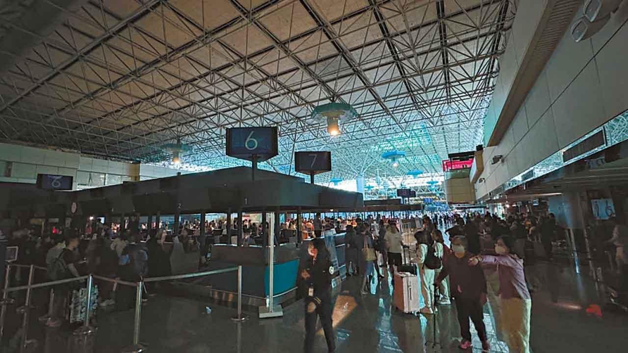 台灣桃園機場一度停電 旅客嚇傻︰永生難忘