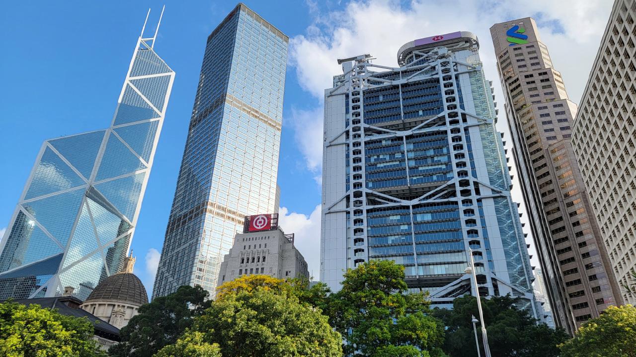 銀行幫業主即是幫自己