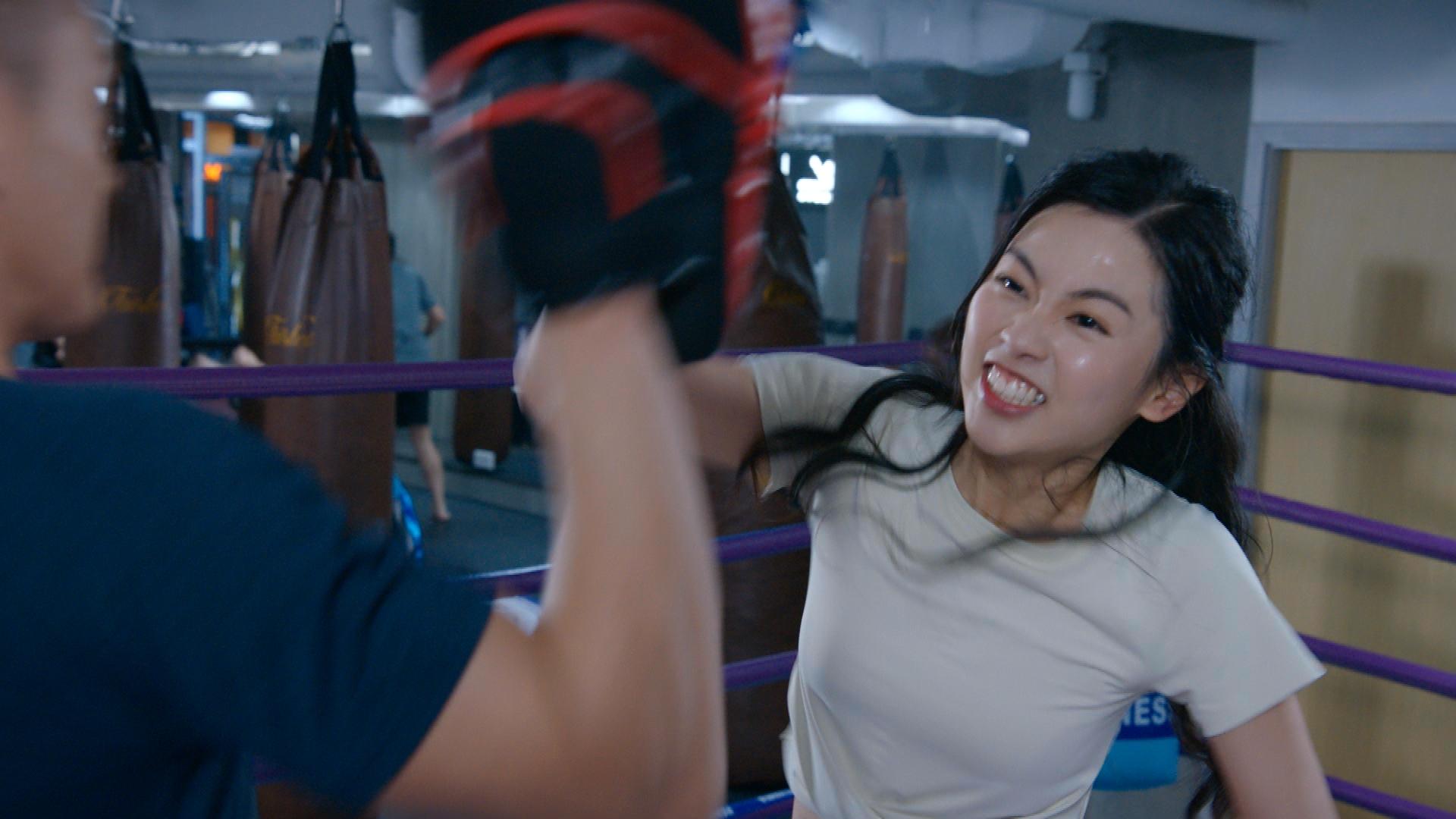 奪命提示｜郭柏妍動作戲鏡頭背後喪食NG起飛腳誤傷張振朗重要部位