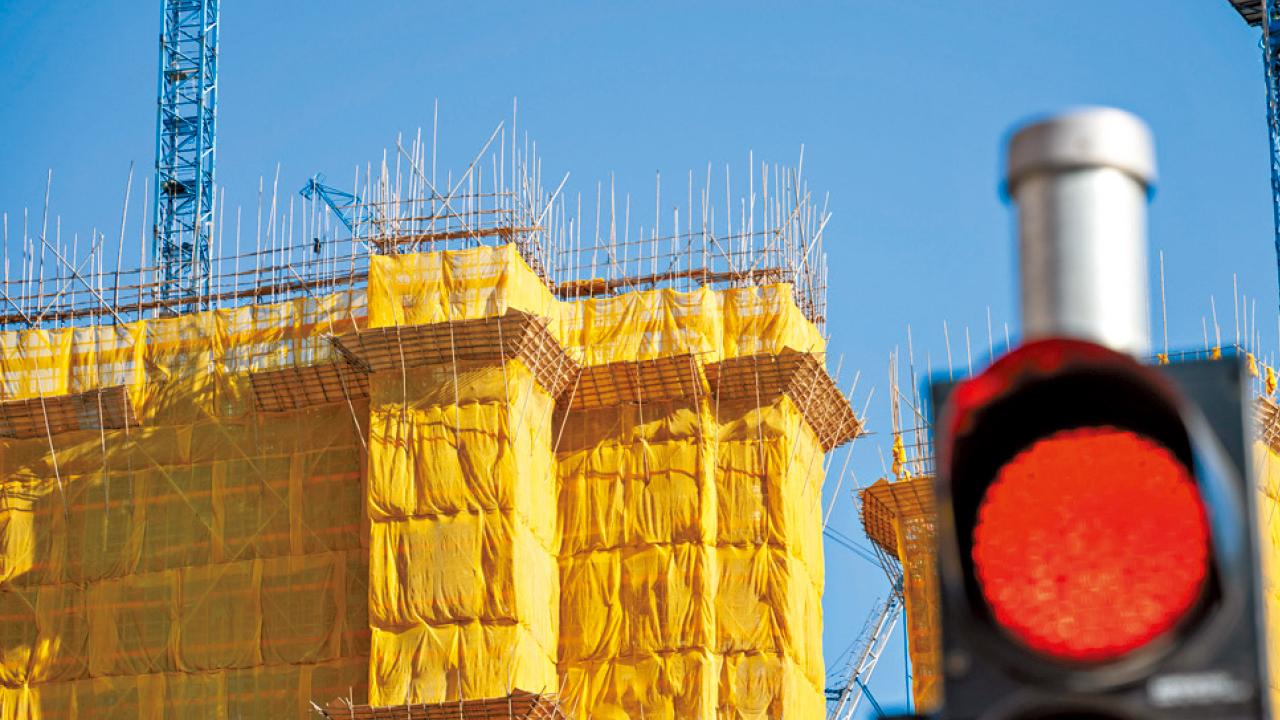 發展局工務工程一半用金屬棚架 工會憂損本地工人生計