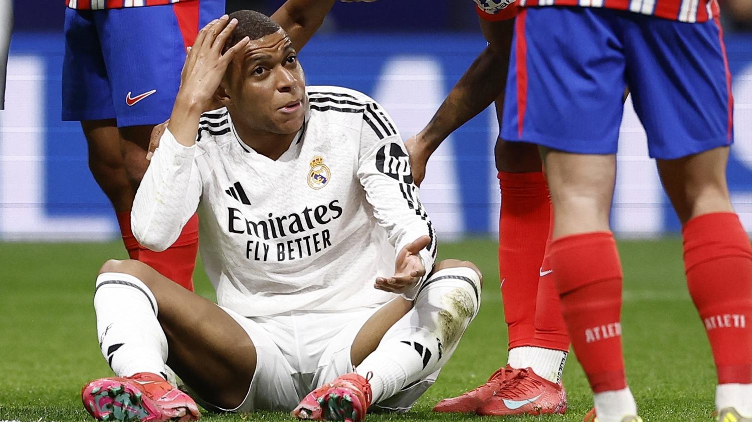 皇家馬德里的麥巴比因不雅動作而受查。(路透社)