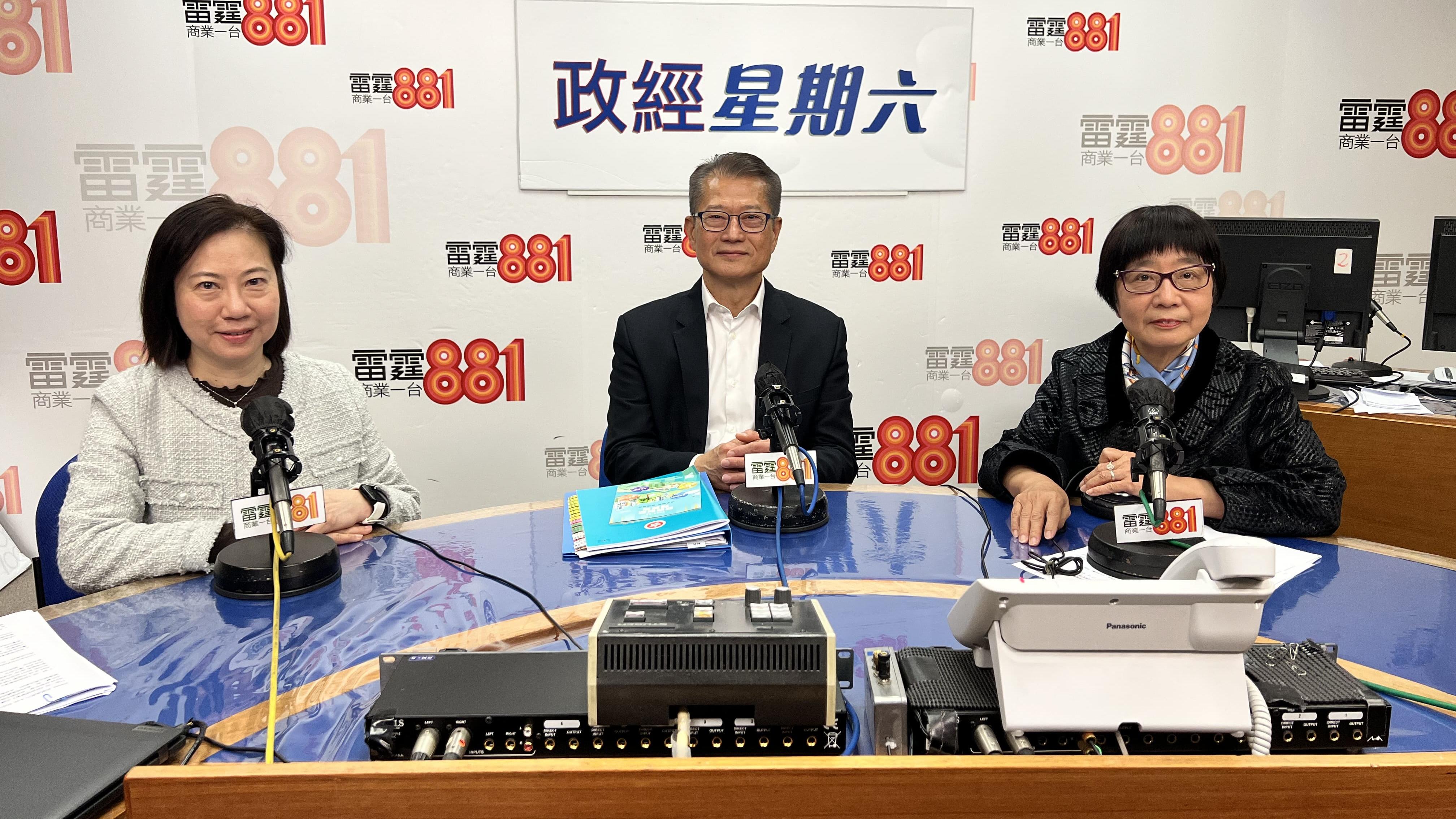 被問會否留任至政府重錄盈餘，陳茂波回應指「大家一起努力」
