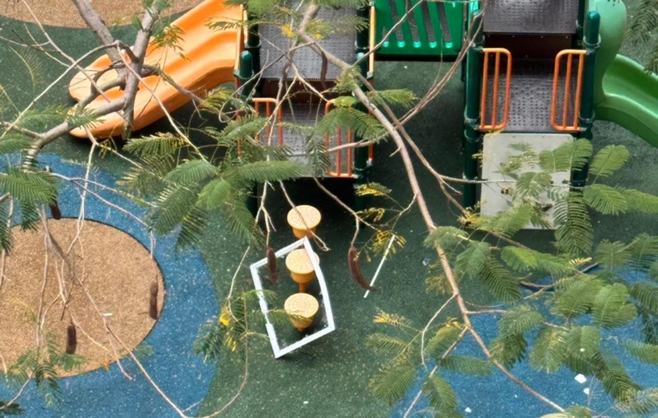 藍田一個住宅單位發生爆炸。（網上圖片）