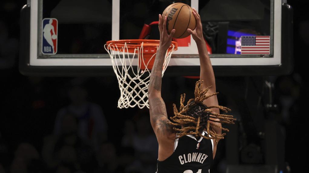 籃網以111:108擊敗湖人。(美聯社)