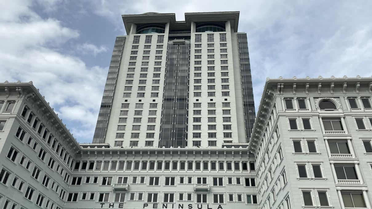 大酒店去年轉蝕9.4億 不派息 香港半島酒店出租率回升