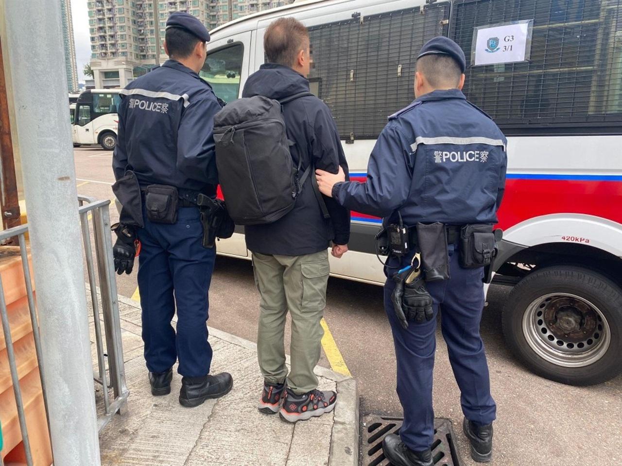 土瓜灣男子違規放無人機被警截查拘捕 (警方圖片)