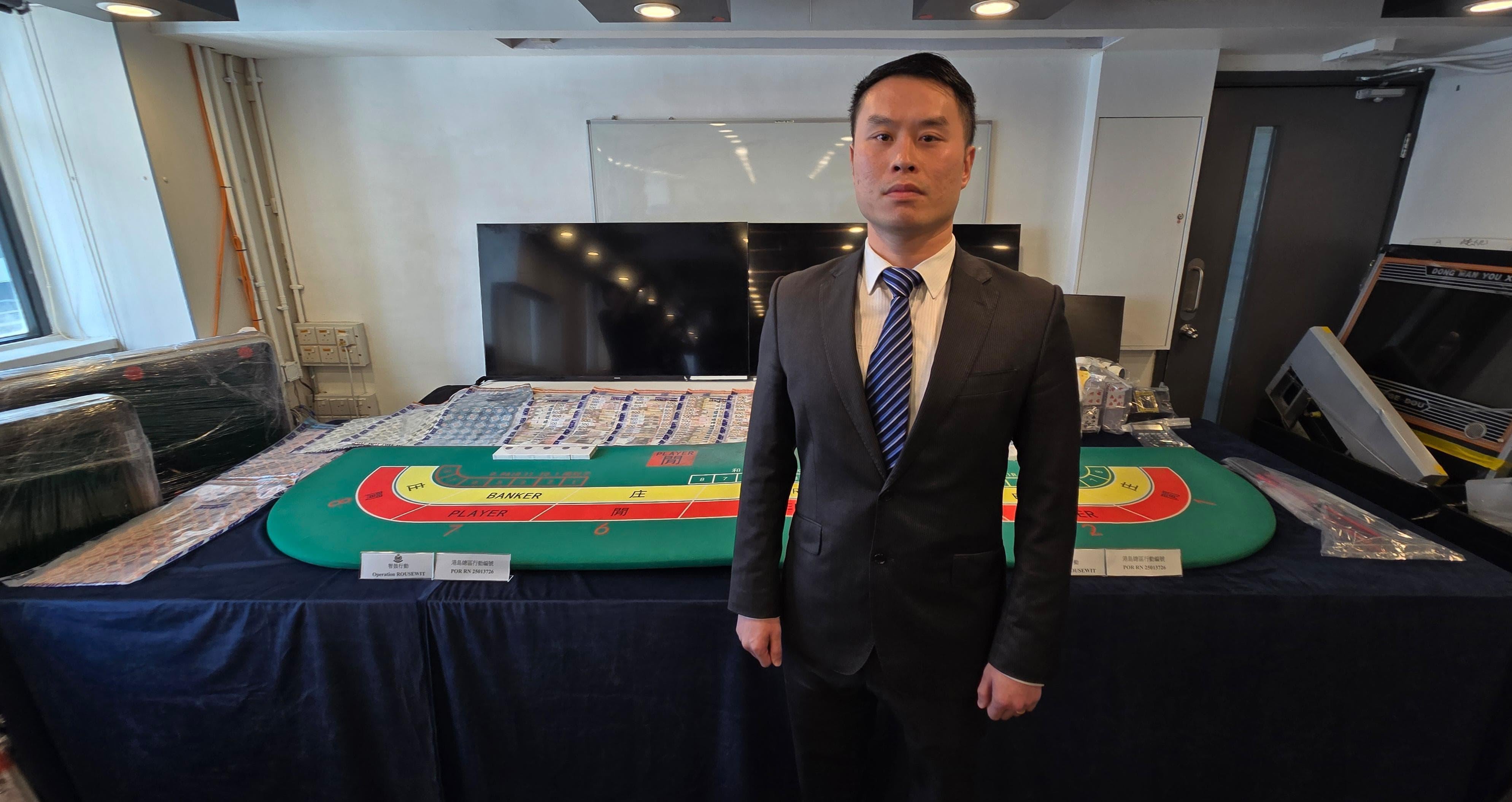 警港島反黑打擊黃賭毒，拘74男女檢160萬元毒品。