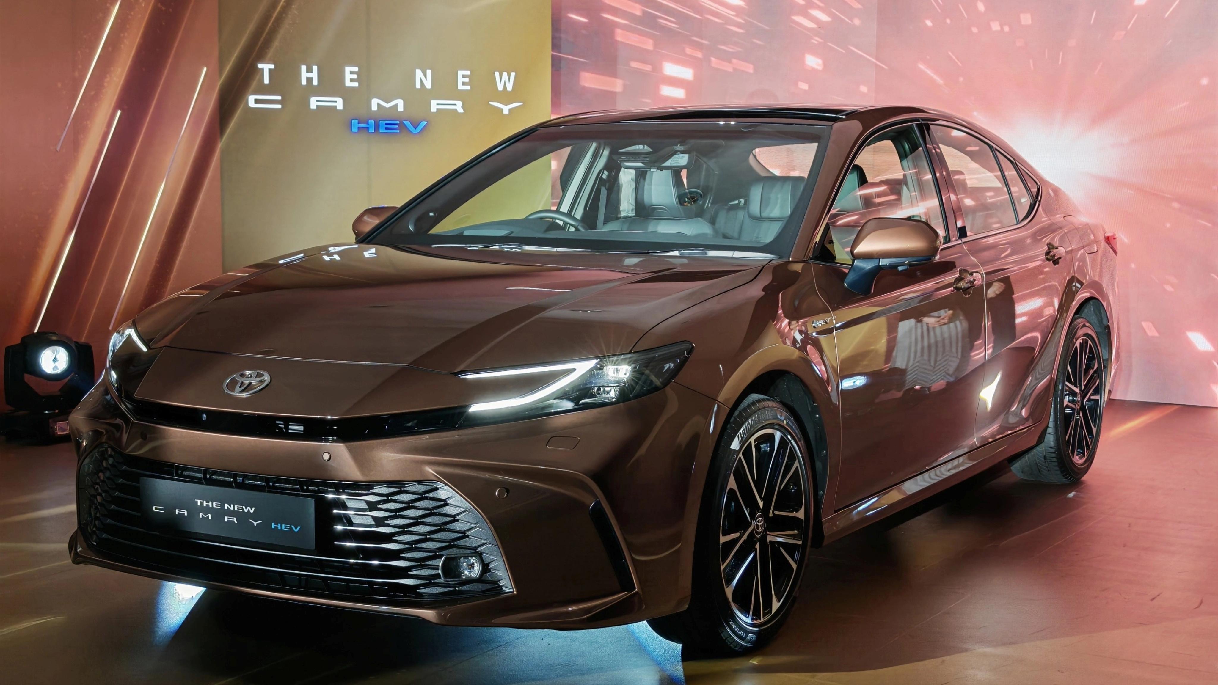 豐田全新混能Camry HEV抵港　慳油豪華車價39.5萬起