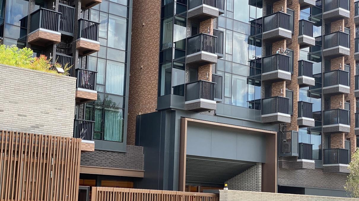 元朗單幢樓瑧頤中層一房以328萬元易手，較10日前高層同室戶貴13萬元，但仍勁蝕161萬元。