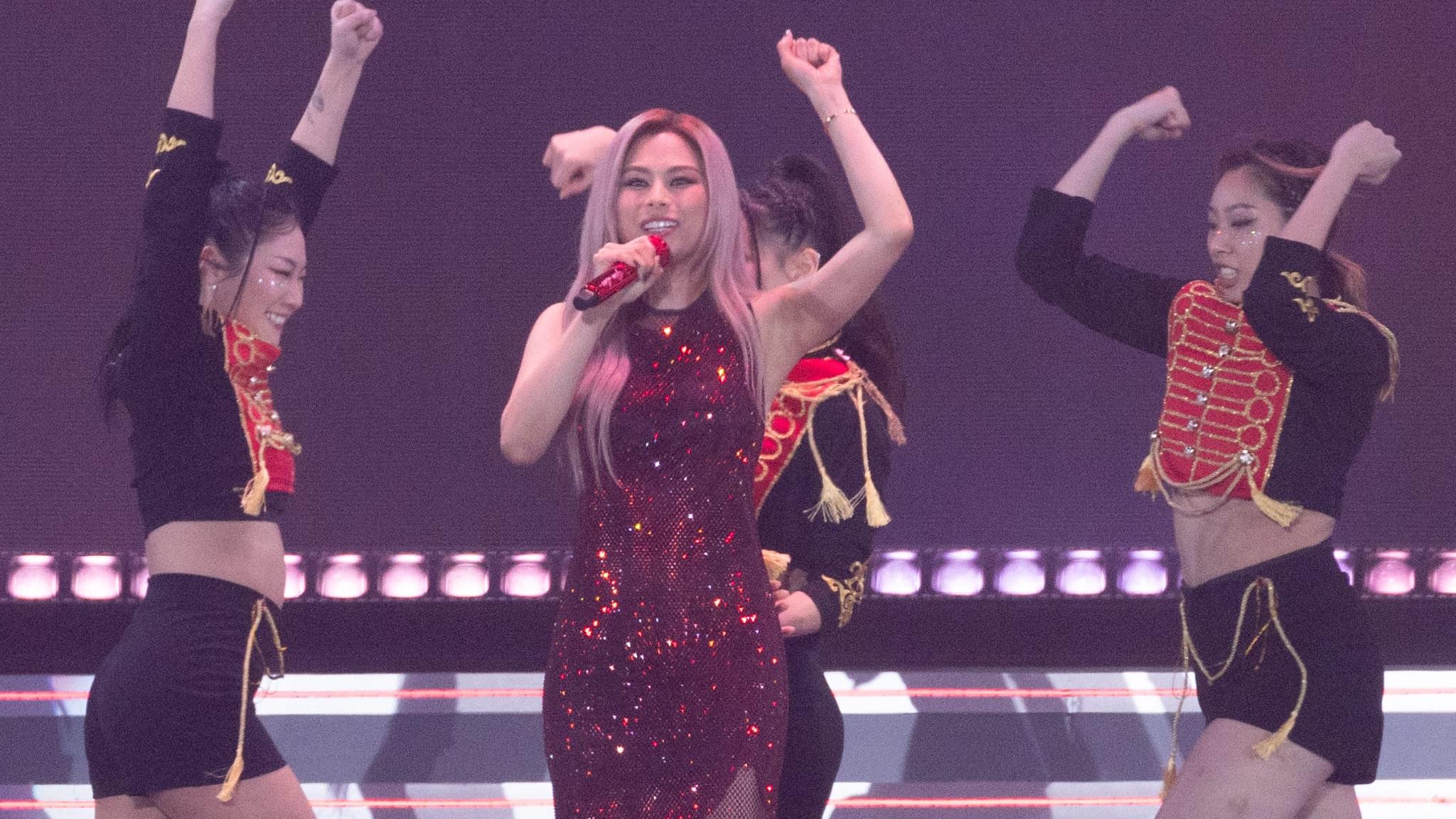 啟德體育園開幕禮｜Gin Lee中氣十足唱《Stronger》唱一首歌唔夠喉