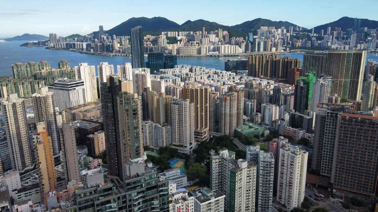 樓市回暖，二手樓交投增多，惟「旺丁不旺財」。(資料圖片)