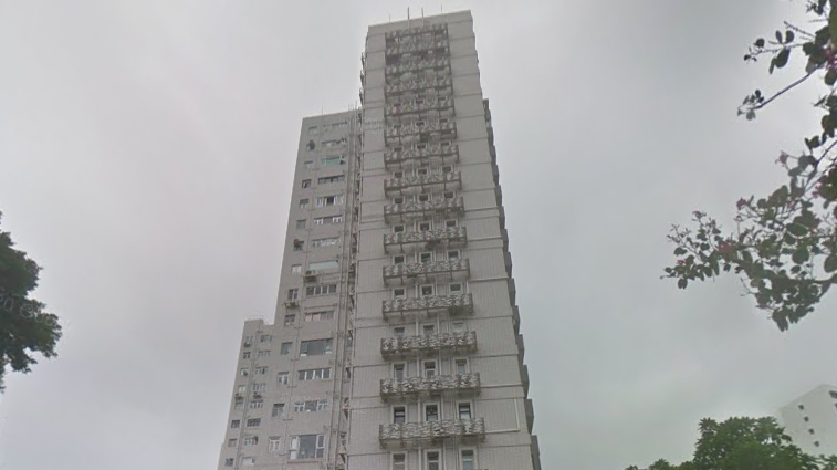 淺水灣麗景園全海景三房連車位，最新以5,200萬元易手，30年樓價勁升3倍。