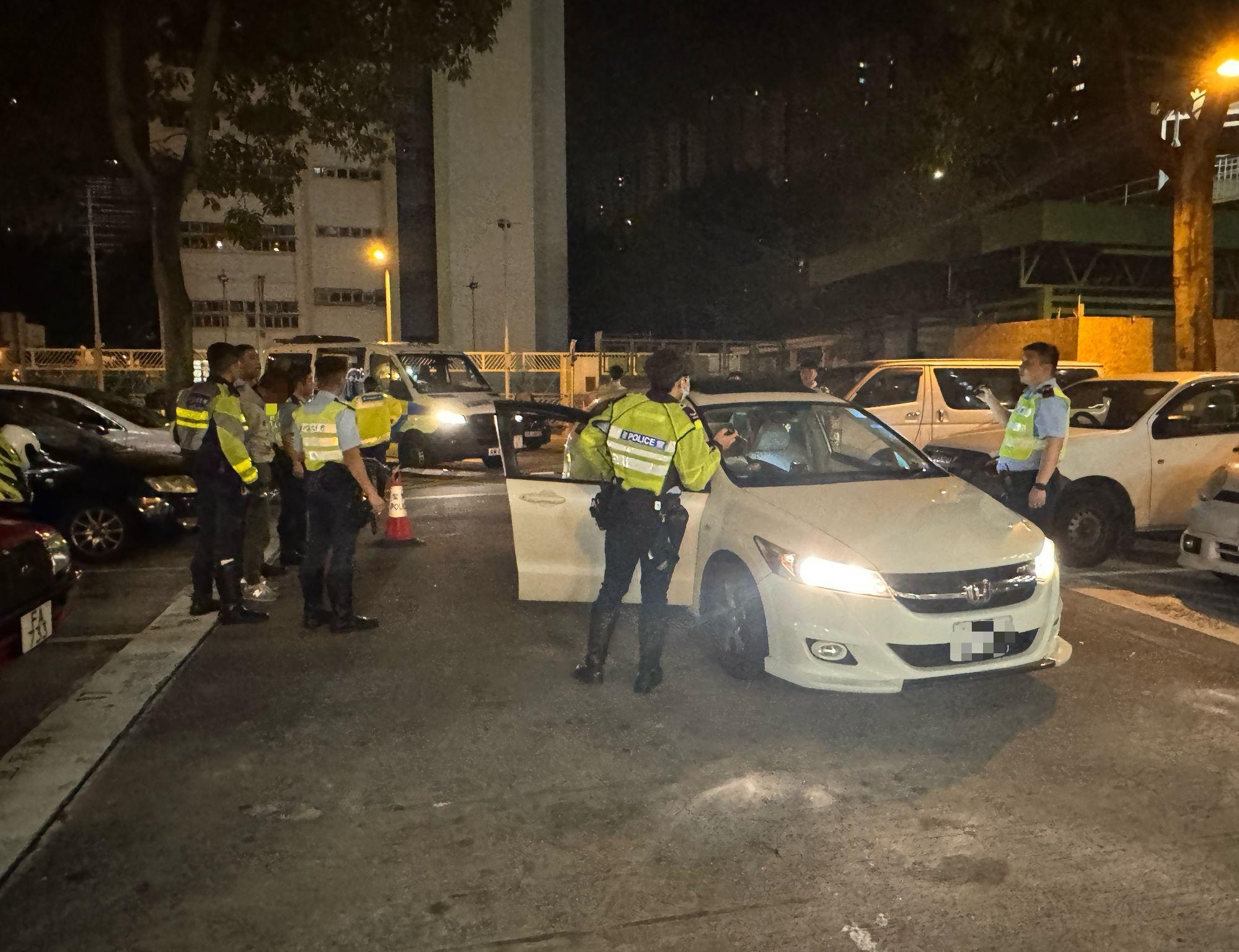 警東九龍打擊交通違例拘4人，涉酒駕、毒駕及偷車等。(警方圖片)