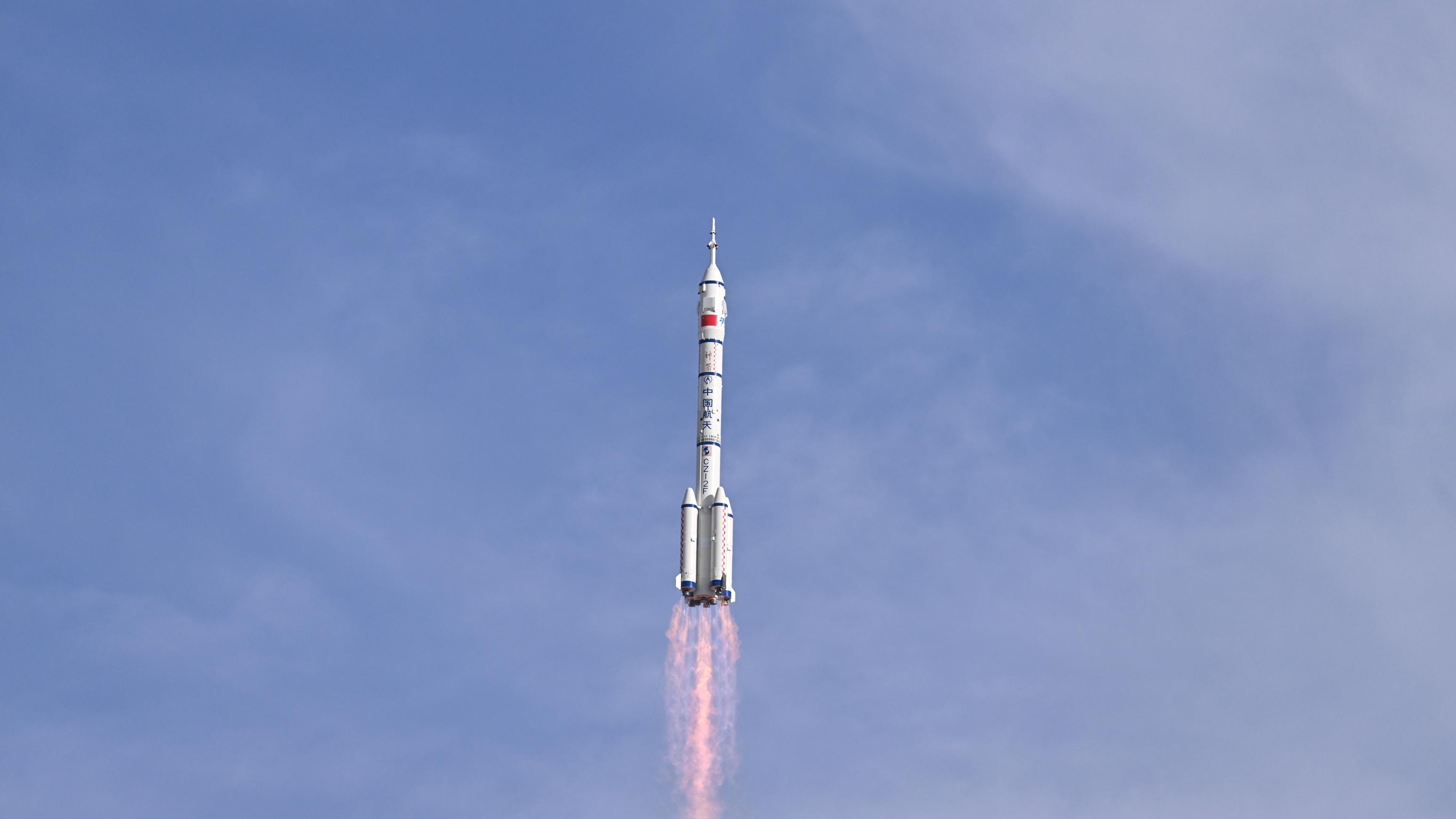 神舟二十號載人飛船發射 取得圓滿成功