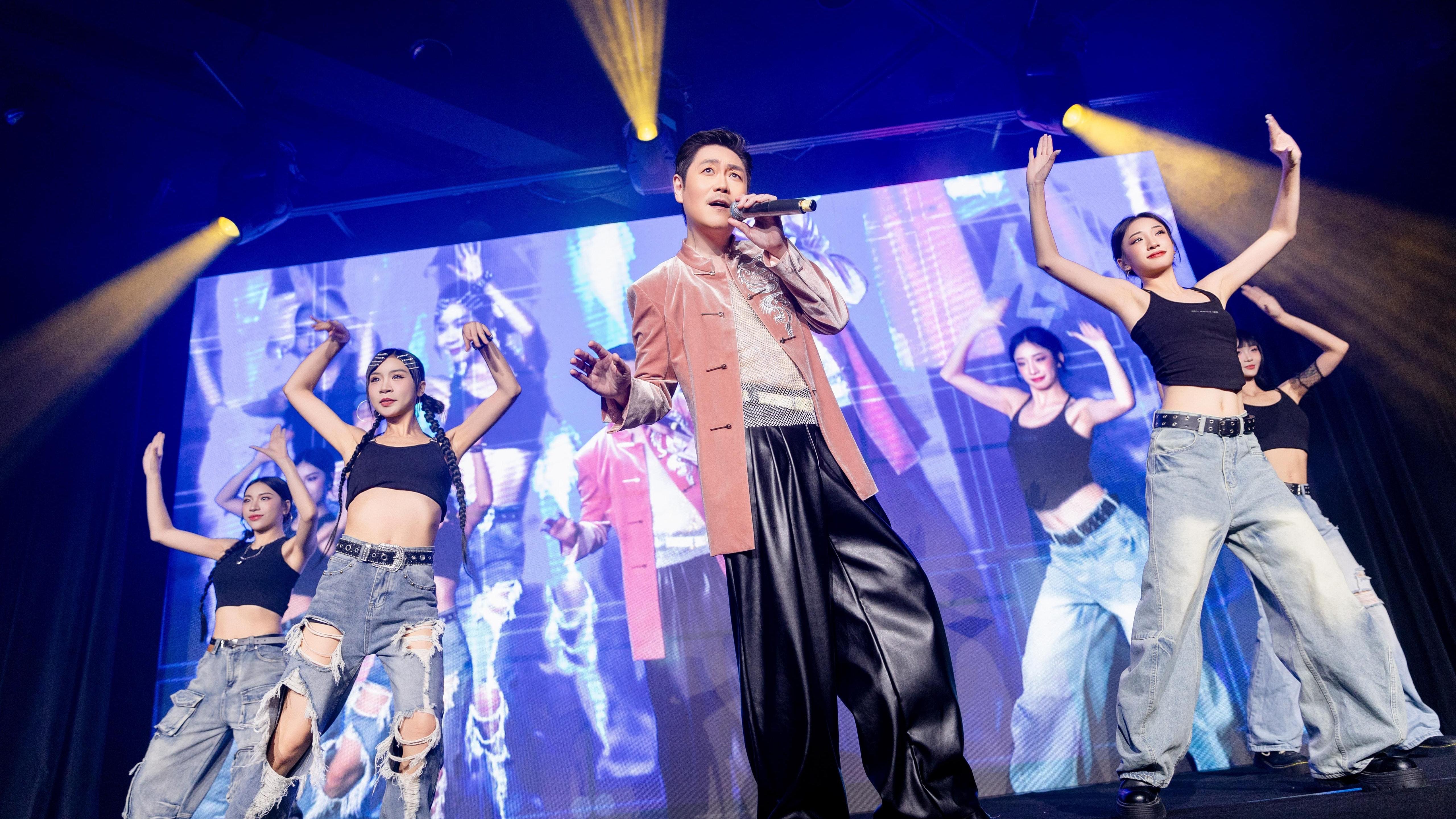 「扮嘢王」李思捷自爆模仿女星有難度 澳門放笑彈無意挑戰棟篤笑