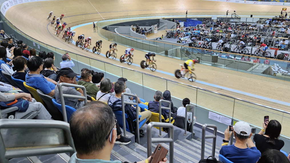 全運會場地單車測試賽今起一連三日在將軍澳香港單車館舉行。（港台圖片）