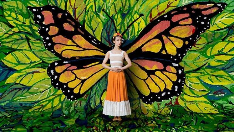 以輕柔舞姿，勾勒出頑強的烈女子