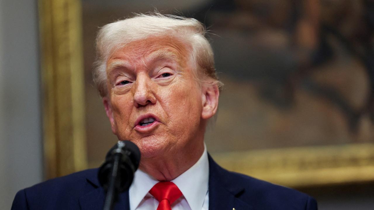 美國周三起對華徵收104%關稅，特朗普：美方正等候中方來電。(AP)