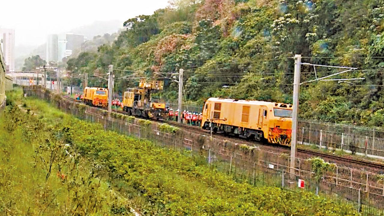 工程車升降台故障未能降下 東鐵綫受阻近7小時