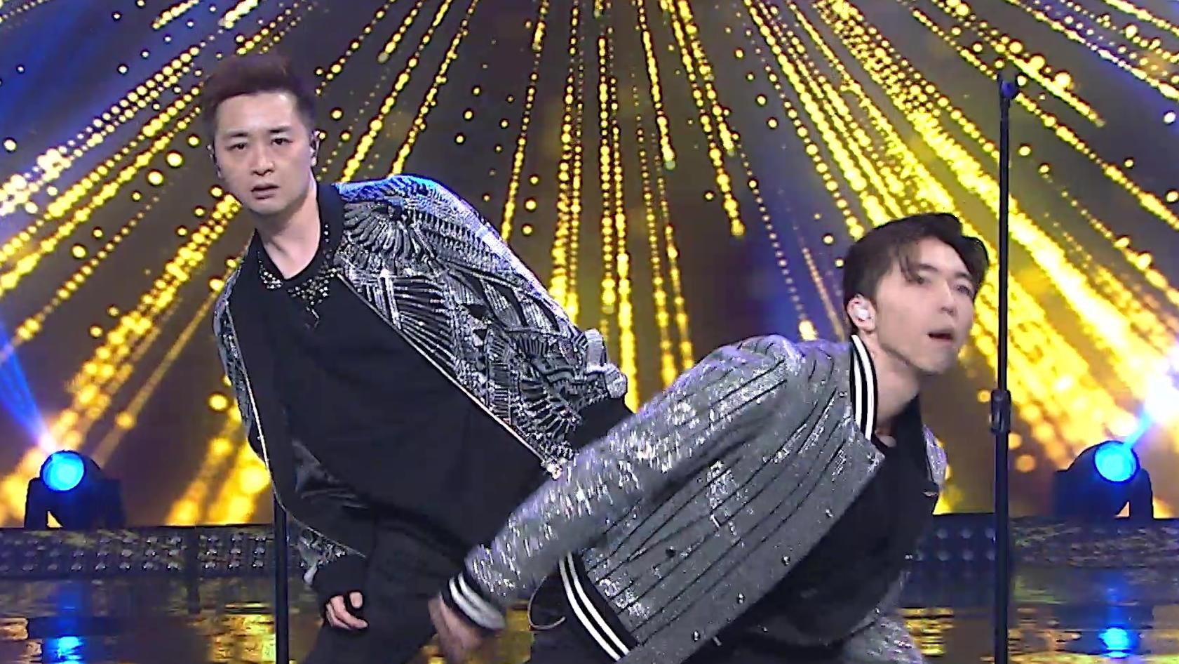 中年好聲音3｜羅逸軒孖譚輝智拍檔 跳唱《白金升降機》引肥媽大笑