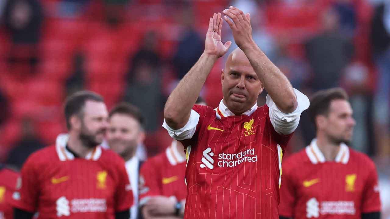 英超｜利物浦封王英超 史諾治多謝高普