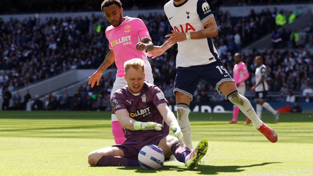 英超｜蘭斯達爾第三度降班　仲有一個「黑仔王」勁過佢