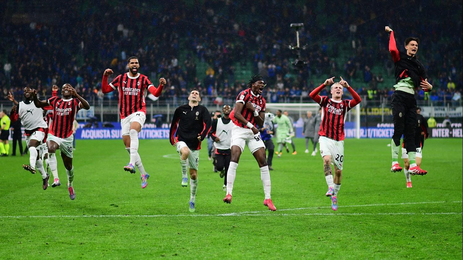 AC米蘭擊敗國際米蘭，晉身意大利盃決賽。(路透社)