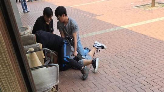 屯門置樂發生持刀刑事毀壞事件。（fb「屯門友」圖片）