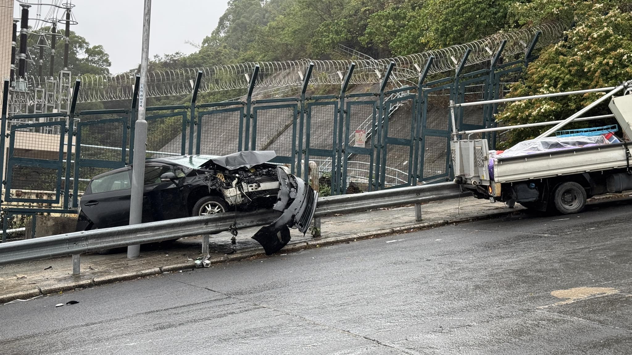 黃大仙發生交通意外。（fb「馬路的事 (即時交通資訊台)」圖片）