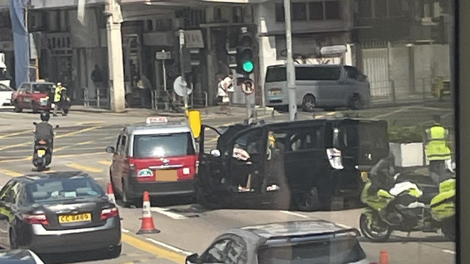 大角咀發生車禍。（fb「車cam L（香港群組）」圖片）