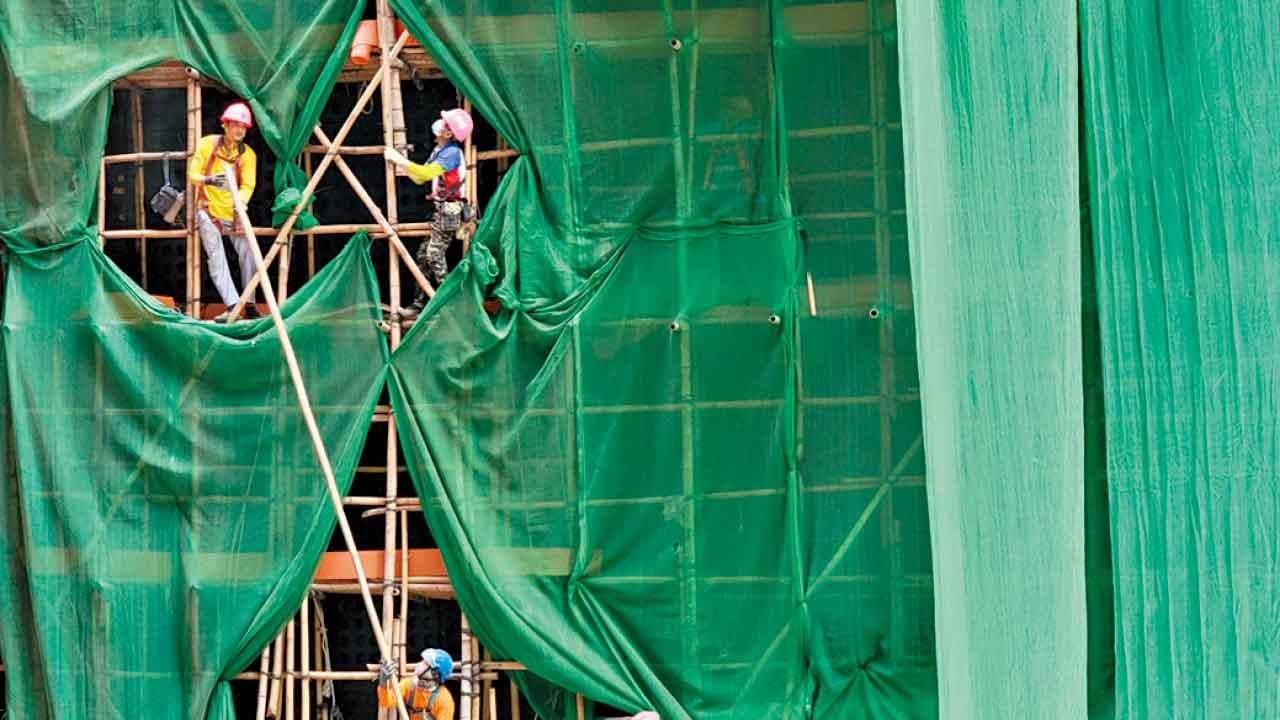 申訴專員揭未興建棚架已簽棚紙 屋宇署10年只罰一承建商 拖足6年