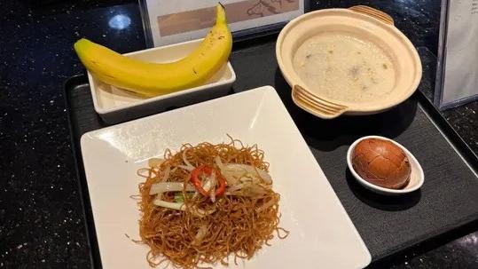 馬場餐廳「四寶小食餐」，惹網民不滿「唔老黎」(連登討論區圖片)