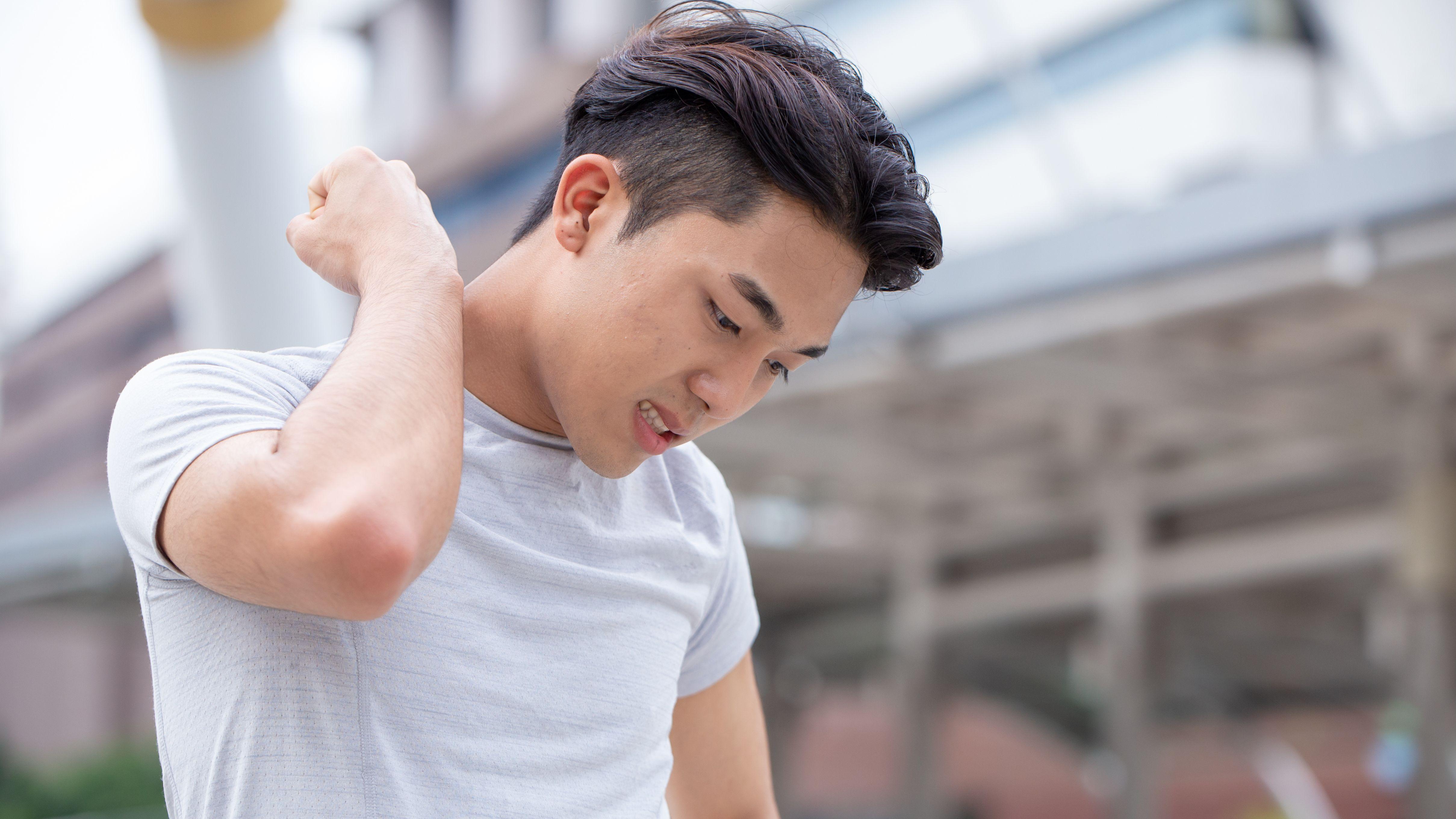 瞓捩頸五十肩困擾