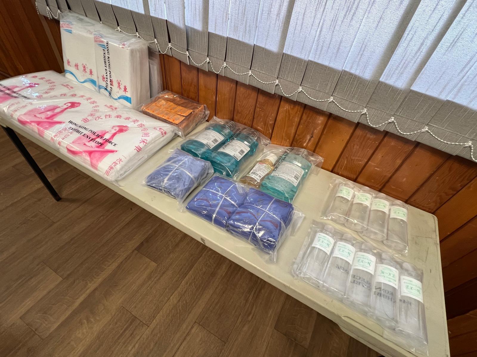 油尖區「企街」猖獗，警夥入境處掃黃反黑工拘54人。