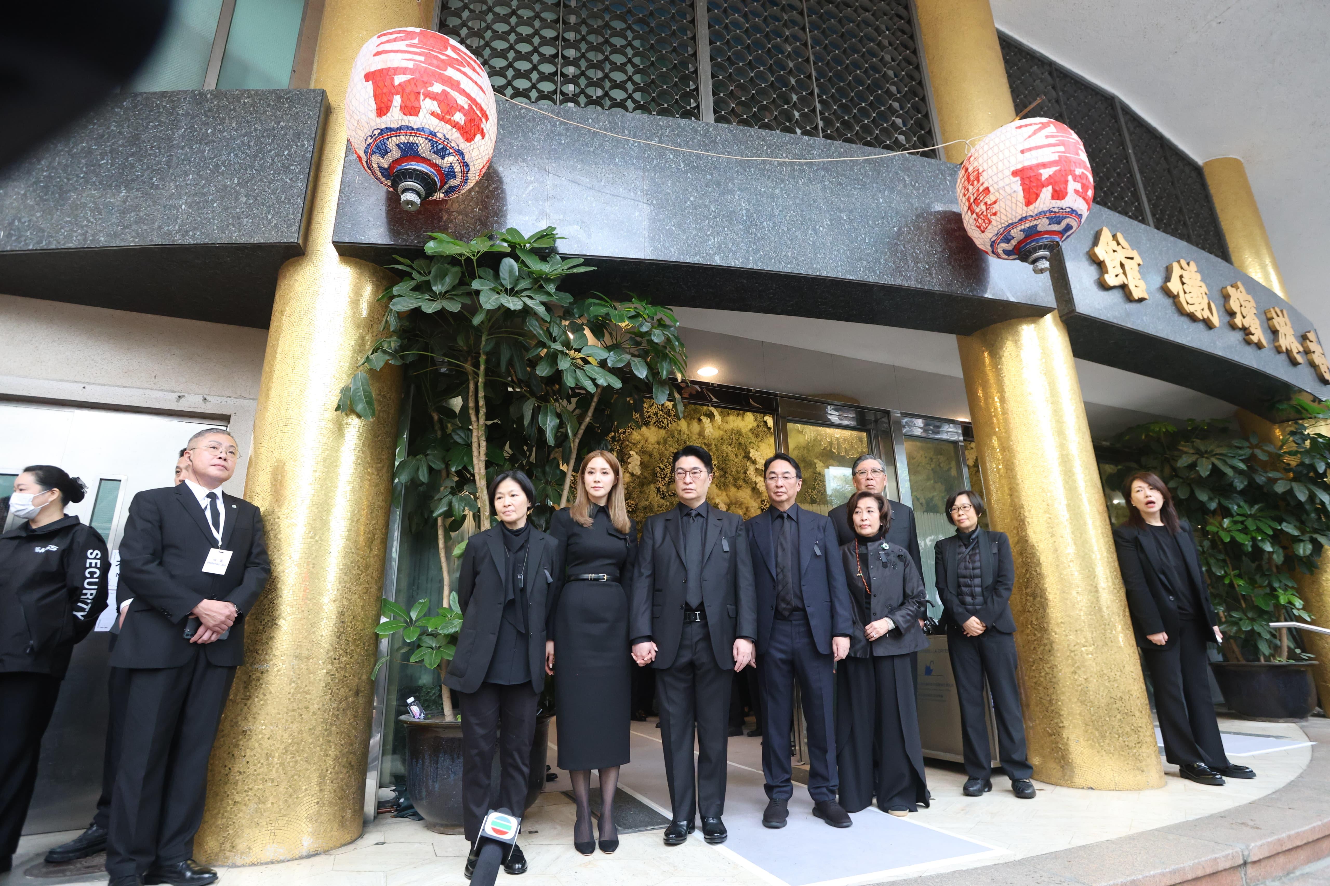 李兆基今日於香港殯儀館舉行團體公祭及大殮。 