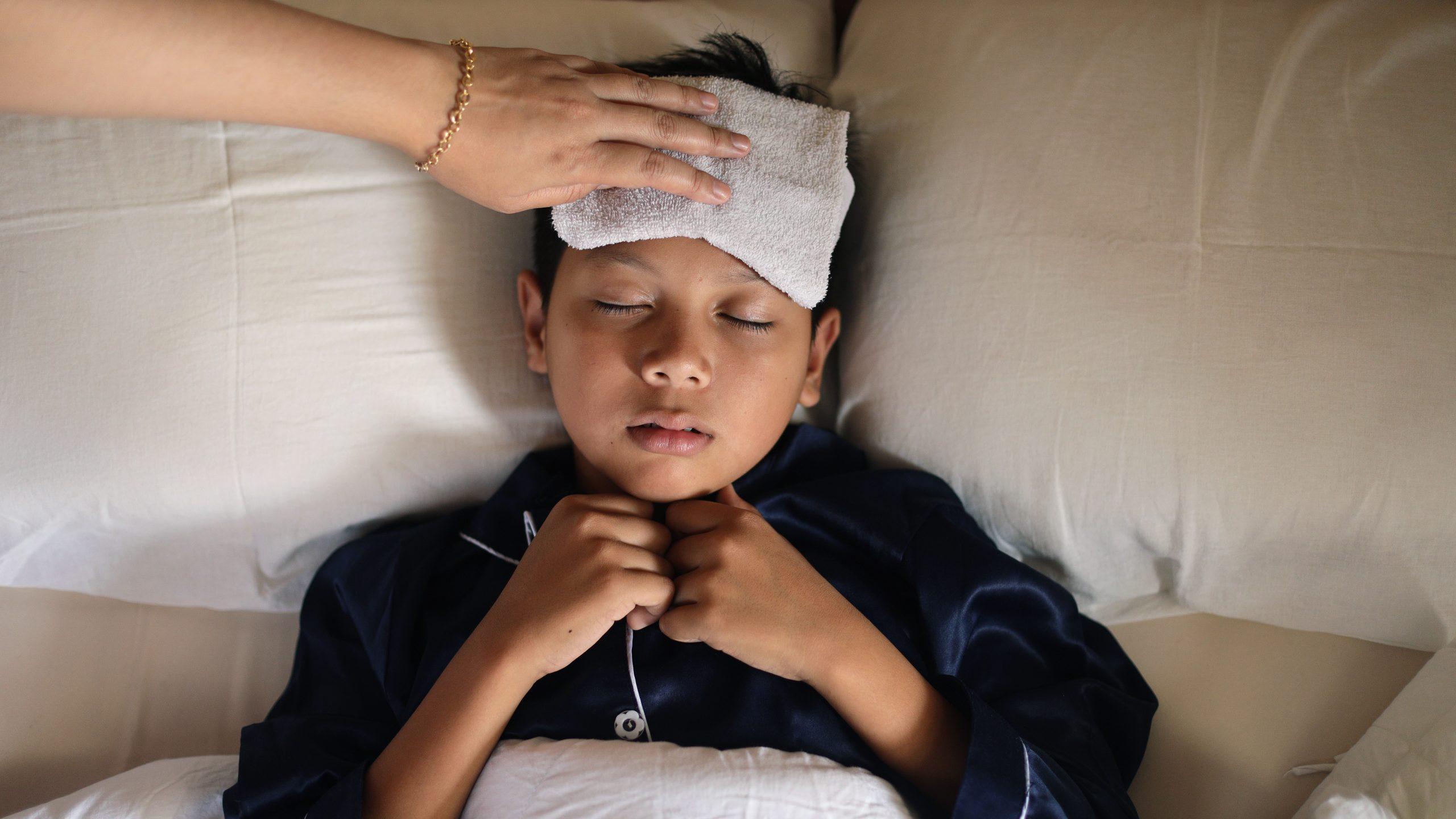 後疫情時代，戴口罩的比例有所下降，而支原體肺炎在校園及家庭的傳播力不可小覷。