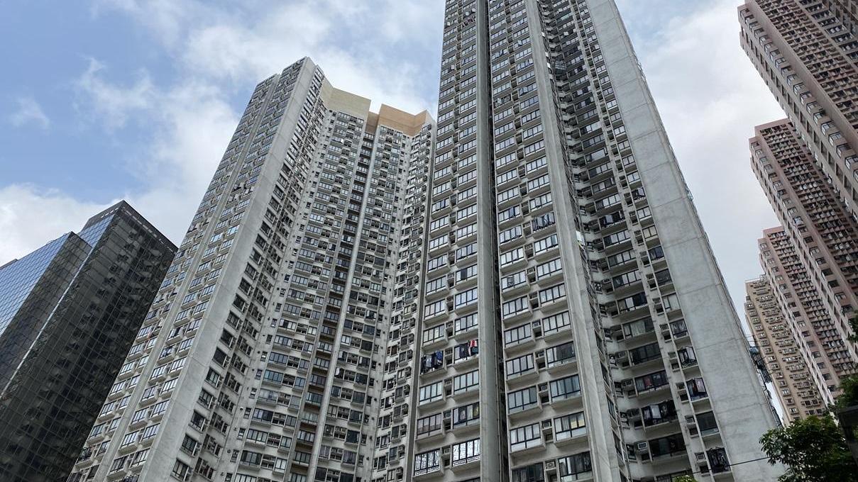 北角康澤花園優質三房以765萬元易手，造價較5年前高位回落超過三成。