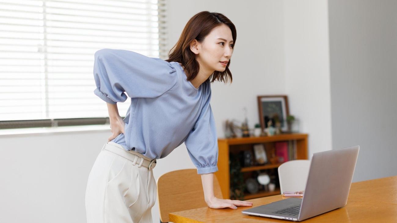 現代人常常感覺腰痠背痛，尤其長時間坐在辦公室缺乏活動，更容易出現這類問題。