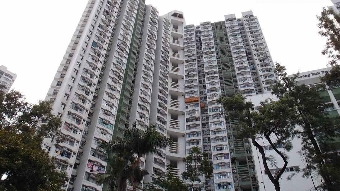 屯門公屋良景邨兩房以綠表價「1字頭」沽出，成交呎價不足4,300元。