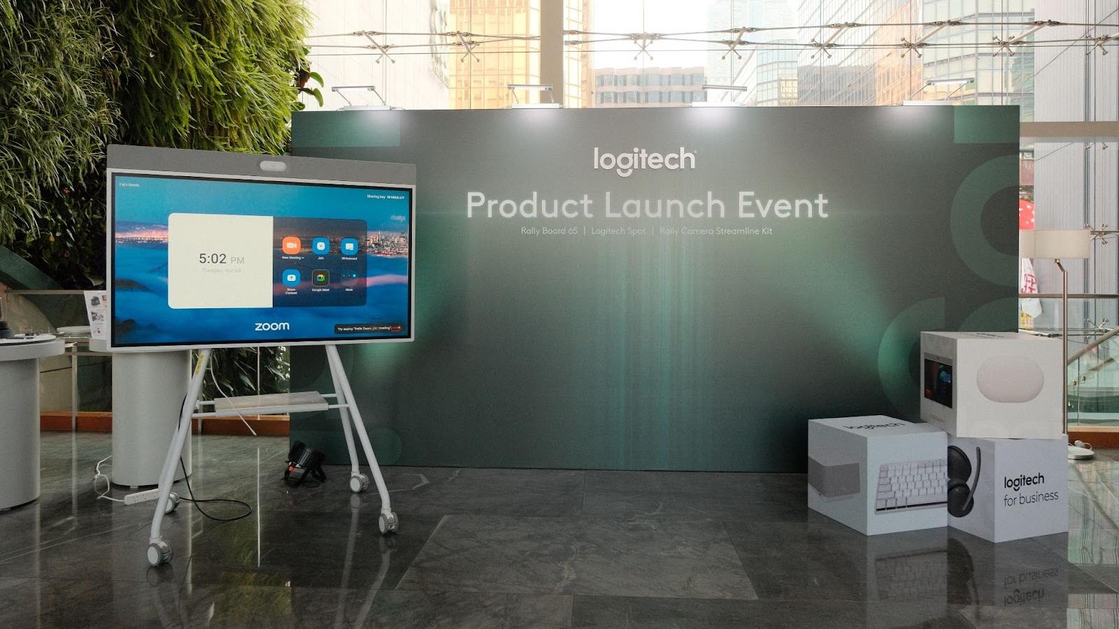 Logitech for Business發布全新商用產品　視訊觸控螢幕、智能空間感測器及攝影機擴充套件