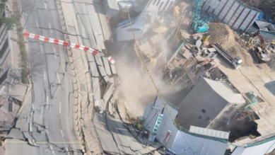 南韓光明市一處施工現場發生地下塌陷。（圖／翻攝X）