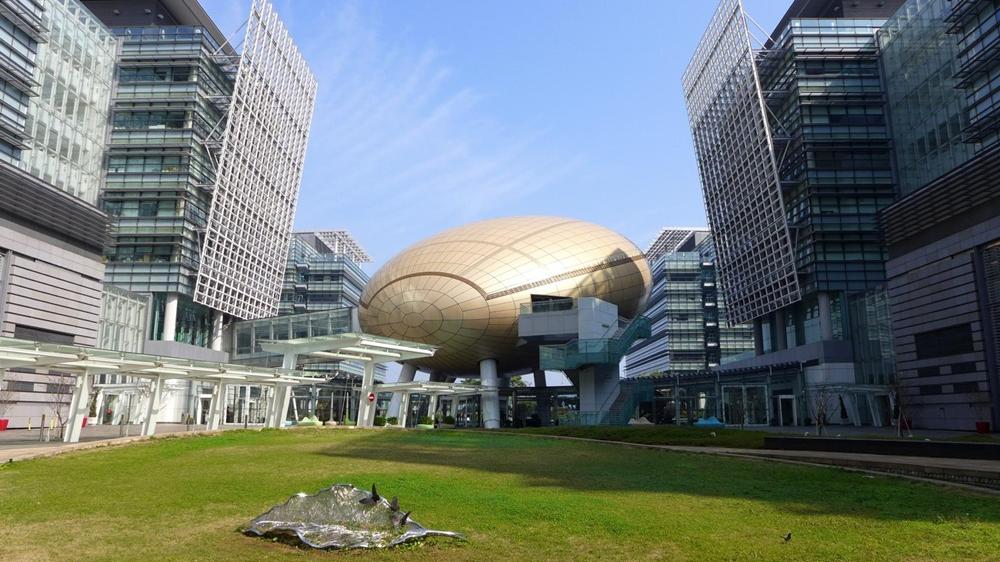 科技園變身母親節市集，一家大小與小毛孩感受溫馨日子。(資料圖片)