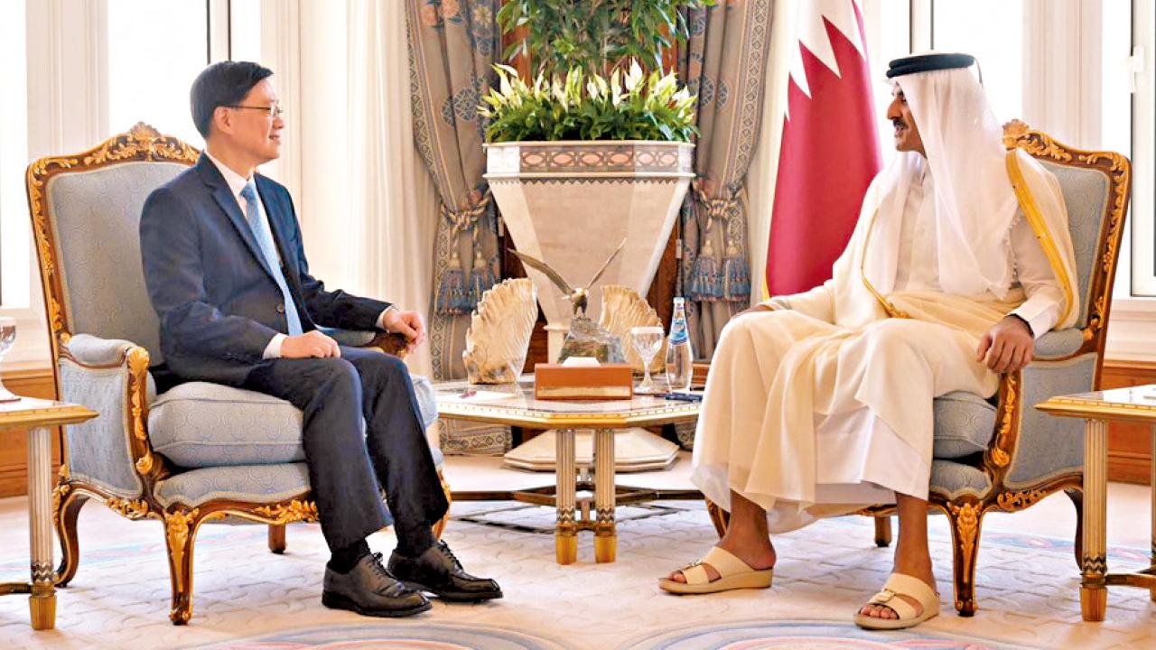 李家超率團訪卡塔爾科威特 與卡塔爾元首會面