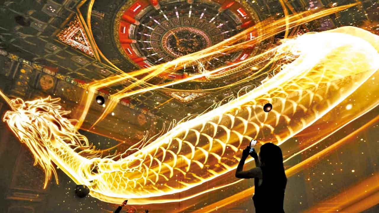 香港故宮多媒體展覽 無文物新體驗 沉浸式數字展呈現古文物紋飾