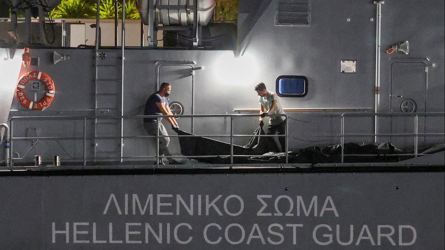 2023年一艘載有非法移民的漁船在希臘對開海面沉沒。(路透社)